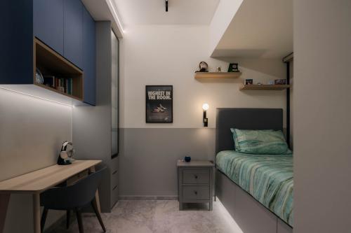 Eclectic Bedroom at Coco Palms