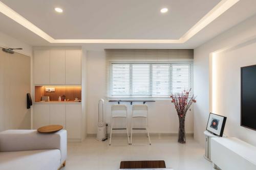 Modern Living Room at 358 CLEMENTI AVE 2