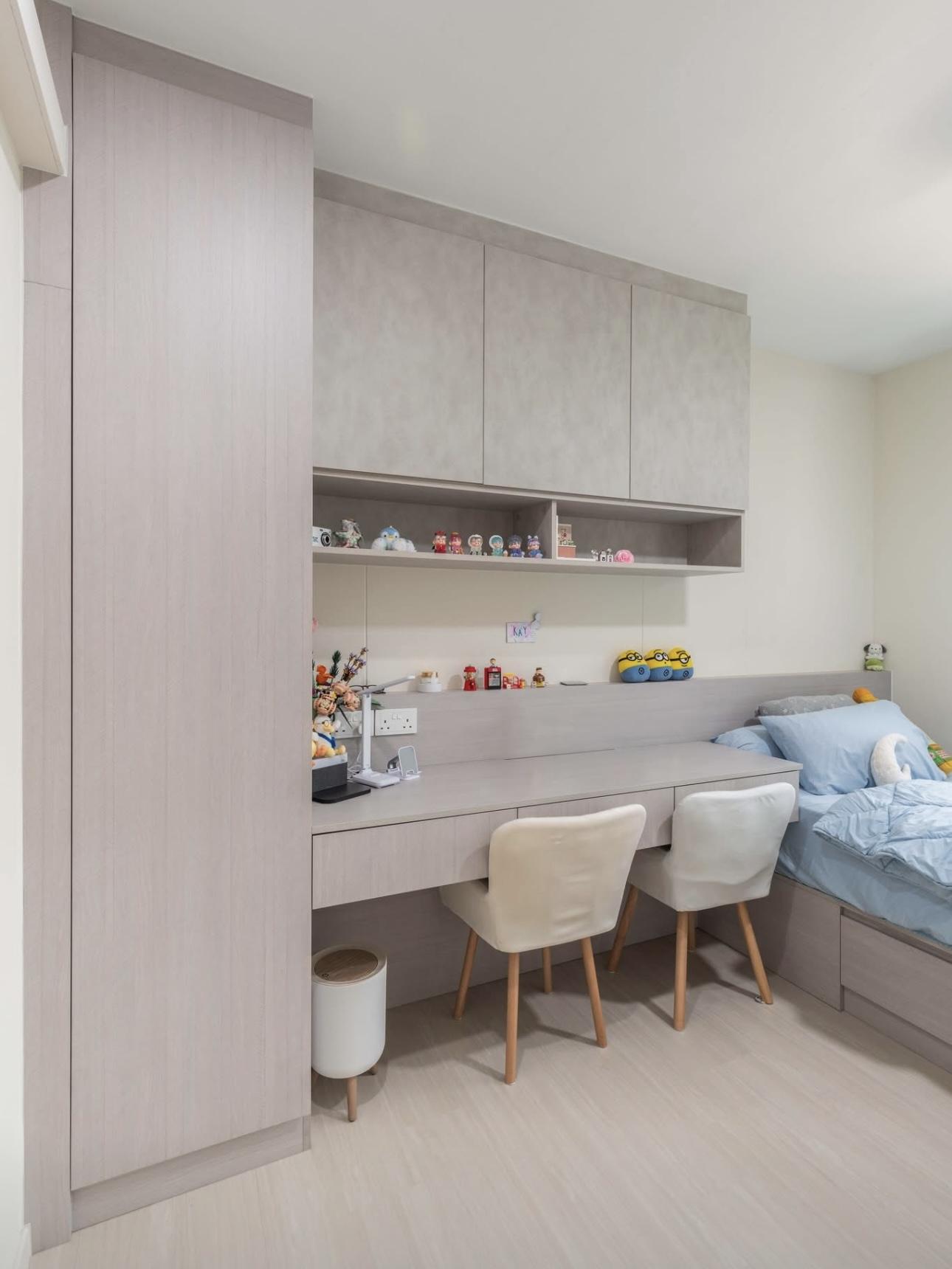 Modern Bedroom with Platform Bed and Vinyl Flooring