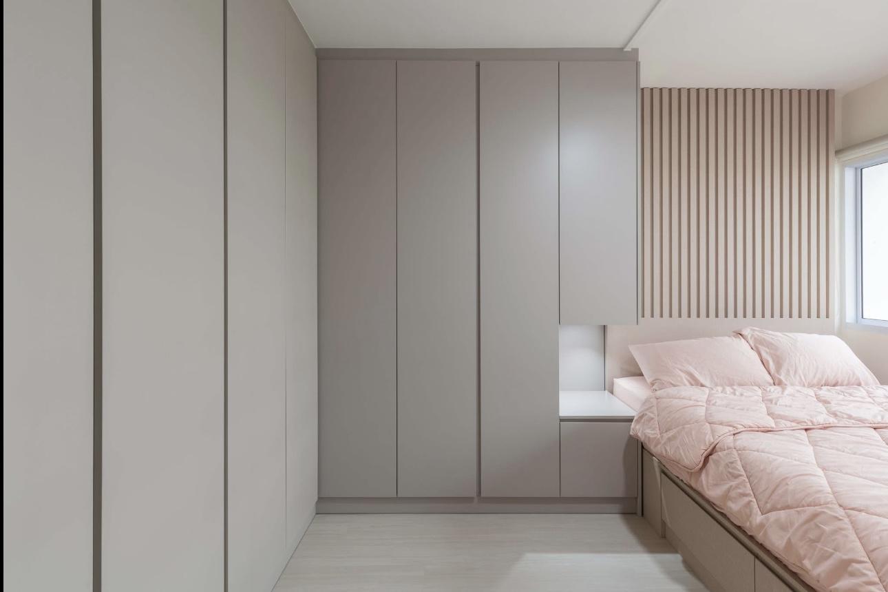 Modern Bedroom with Platform Bed and Vinyl Flooring