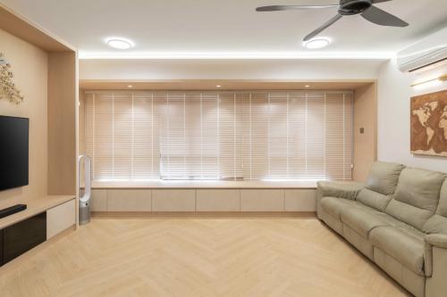Asian Living Room at 638A Tampines Street 62