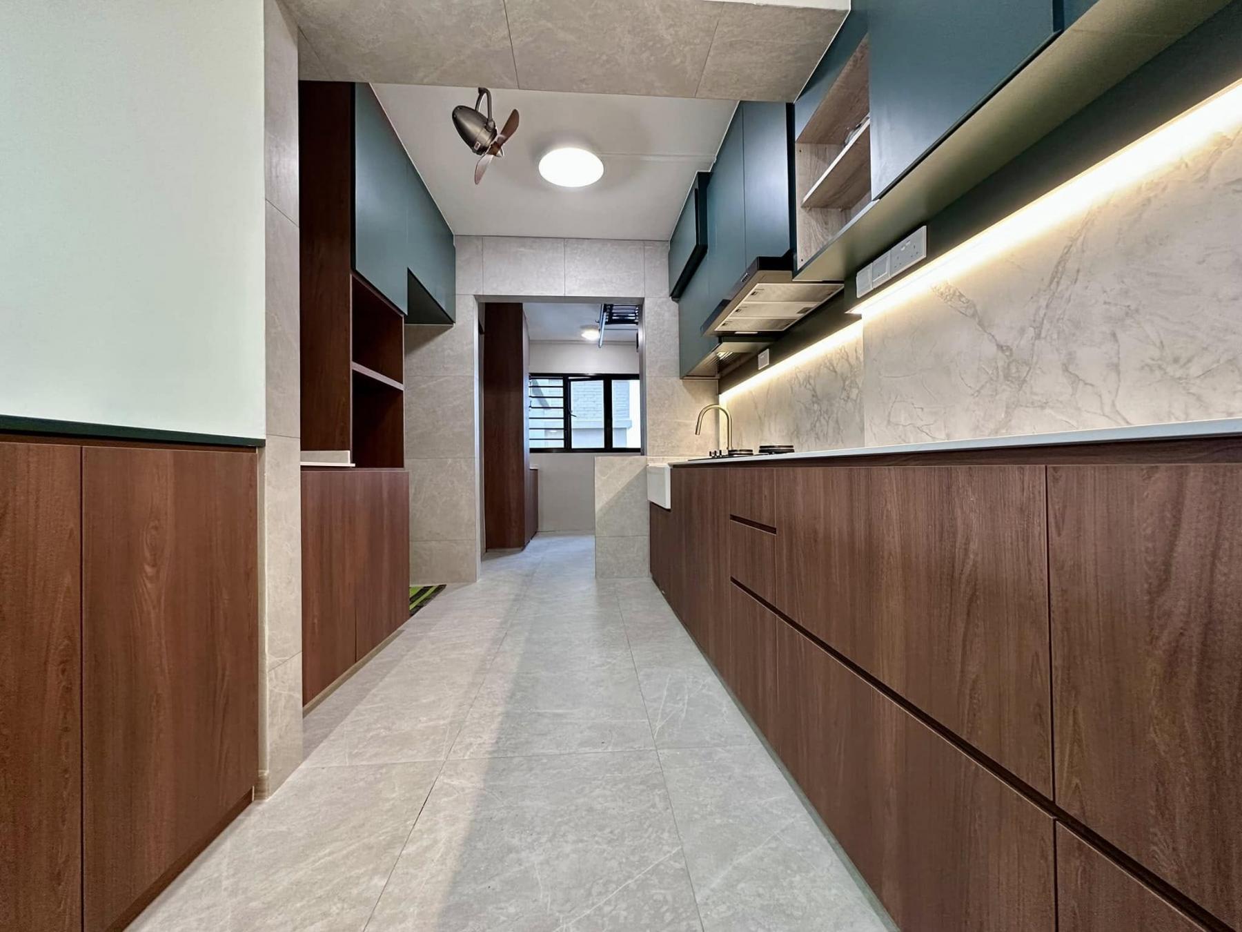 Scandinavian Kitchen with Countertop and Homogeneous Tiles