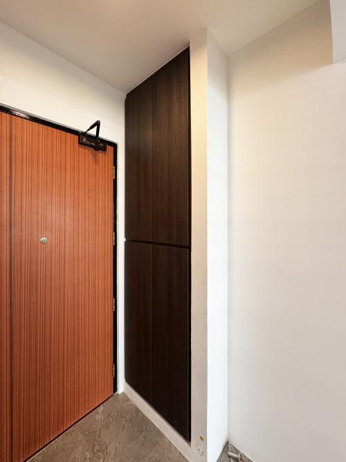 Modern Entryway at Fern Grove @ Yishun