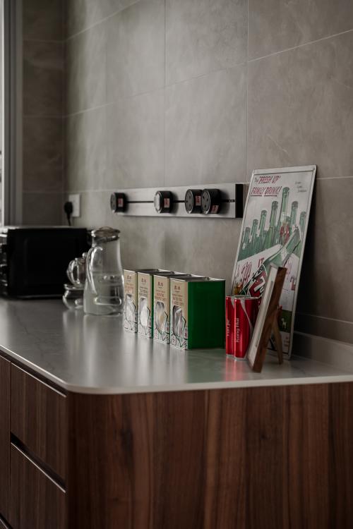 Modern Kitchen at 660C tampines st 65
