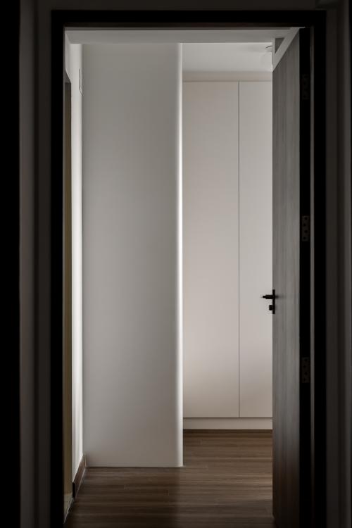 Modern Bedroom at 660C tampines st 65