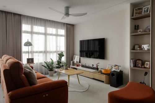 Modern Living Room at 660C tampines st 65