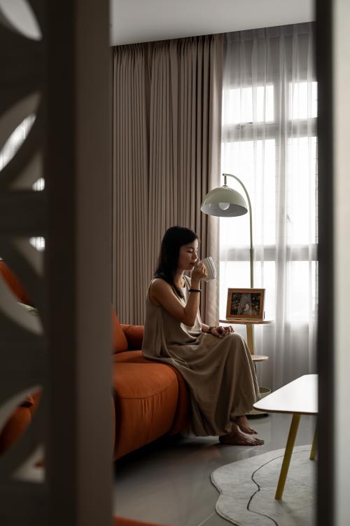 Modern Living Room at 660C tampines st 65