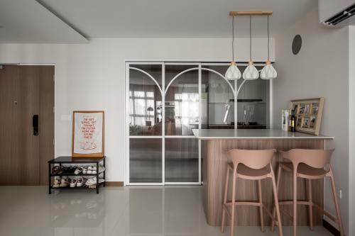 Modern Kitchen at 660C tampines st 65