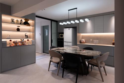 Contemporary Dining Room at Bishan st 22