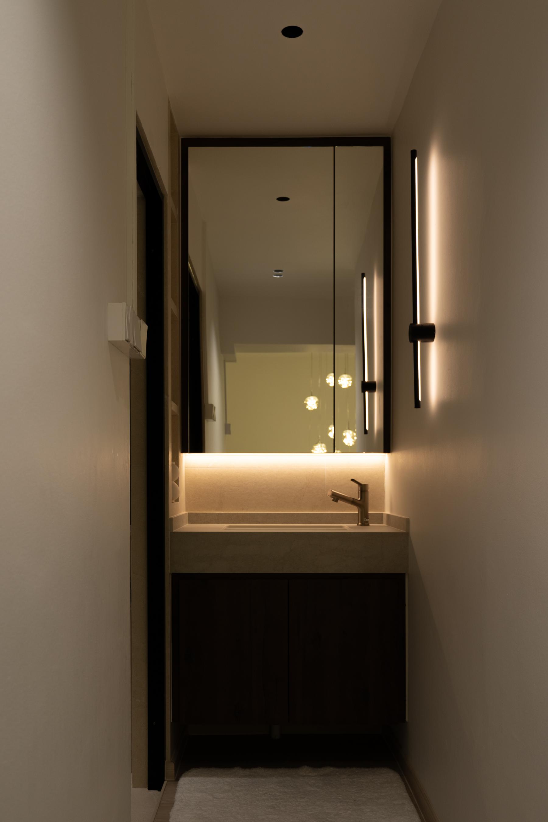Contemporary Bathroom with Countertop and Mirror