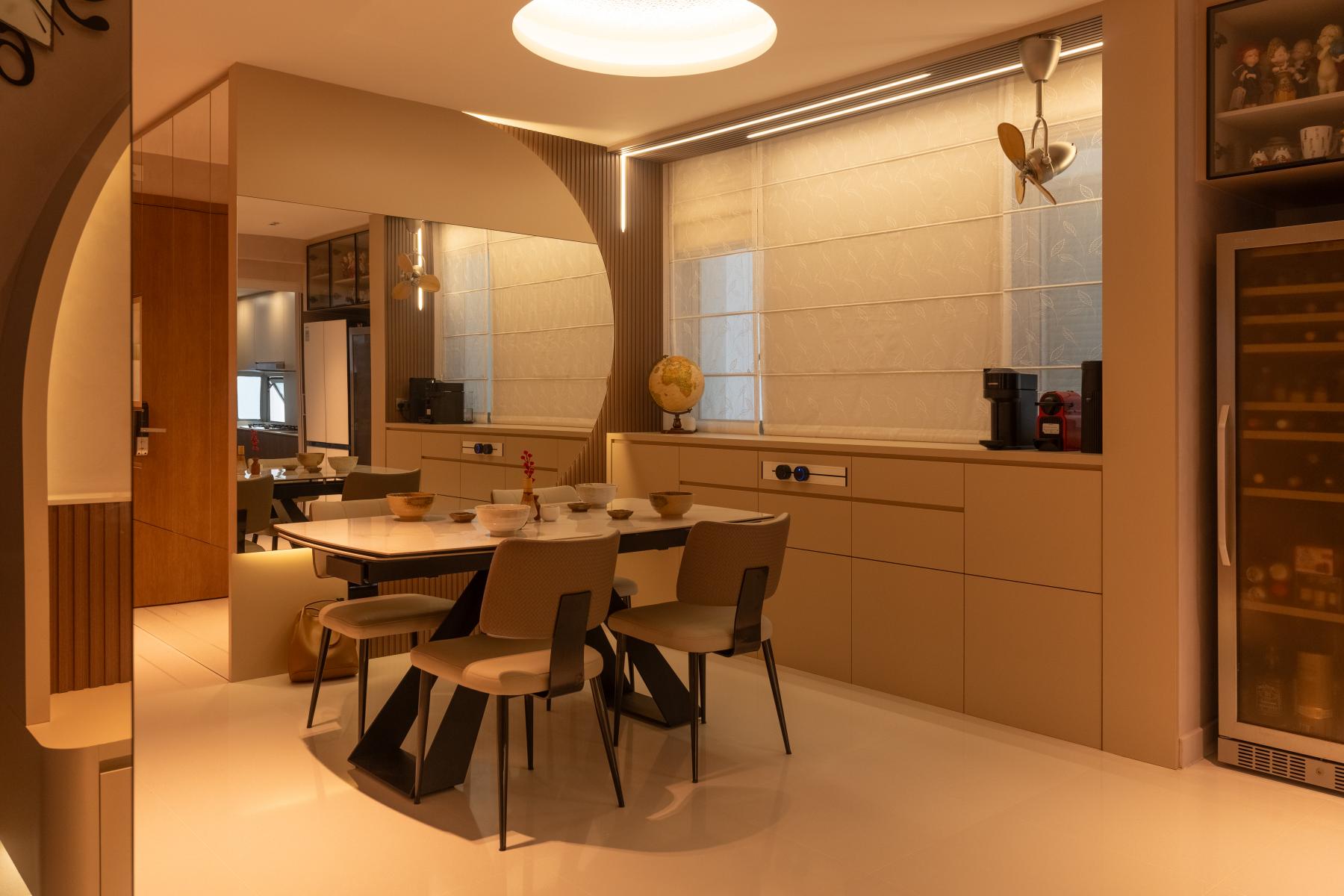 Modern Dining Room with Chandelier and Dining Table