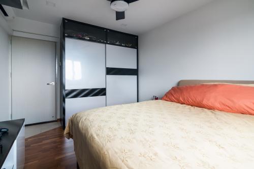 Scandinavian Bedroom at 714 Ang Mo Kio Ave 6