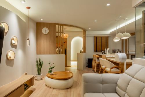 Asian Foyer at Punggol Residences (Block 272C)