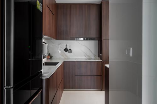 Contemporary Kitchen at 235B Tengah