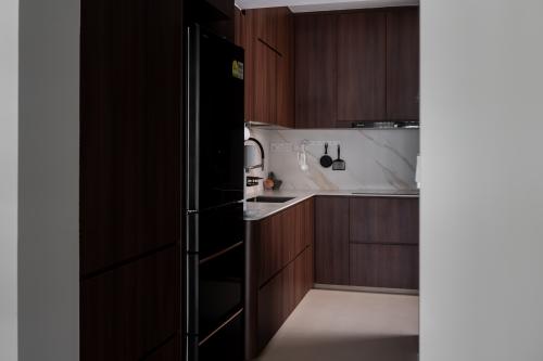 Contemporary Kitchen at 235B Tengah