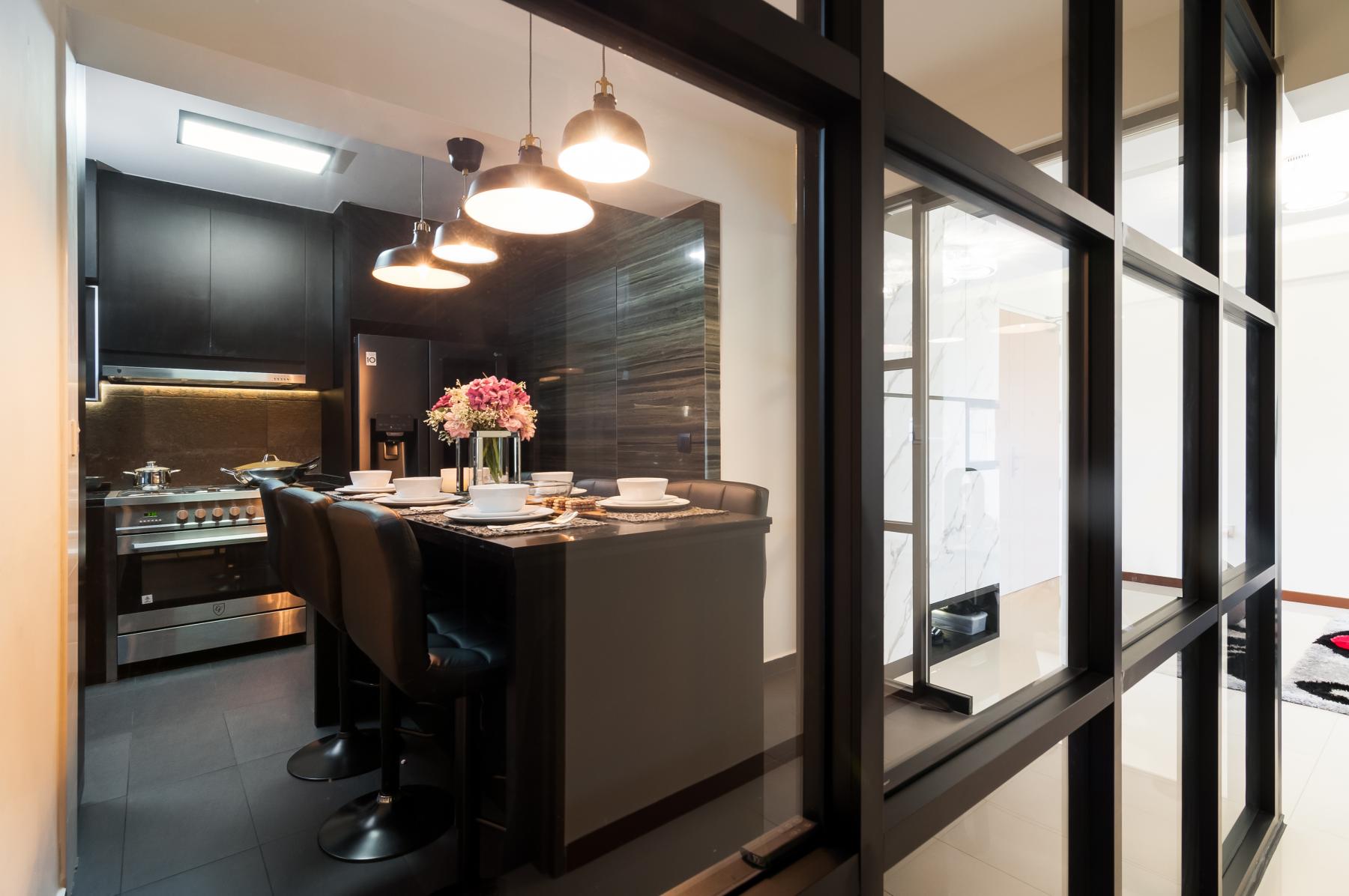 Contemporary Kitchen with Kitchen Island and Kitchen Backsplash