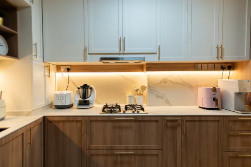 Scandinavian Kitchen at Blk 168 Petir Rd