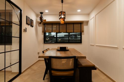Scandinavian Dining Room at Blk 168 Petir Rd
