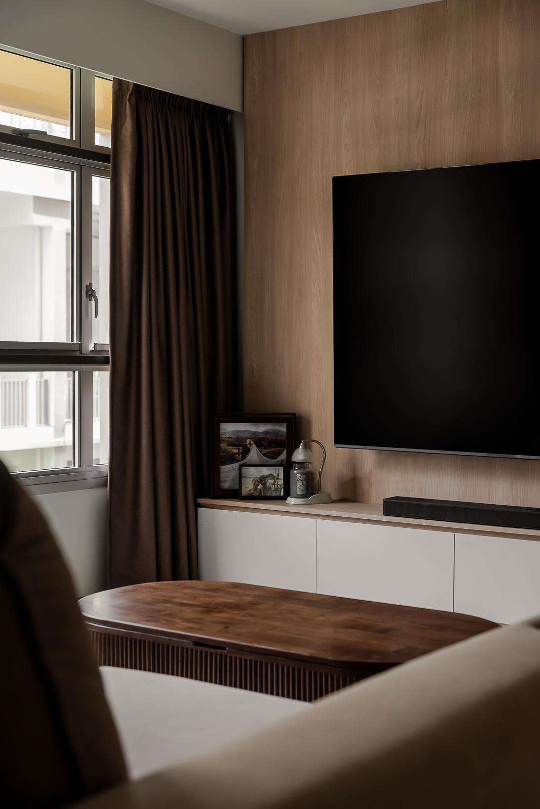 Scandinavian Living Room with Homogeneous Tiles and Feature Wall