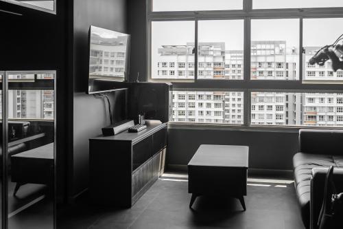 Industrial Living Room at 622C Punggol Central