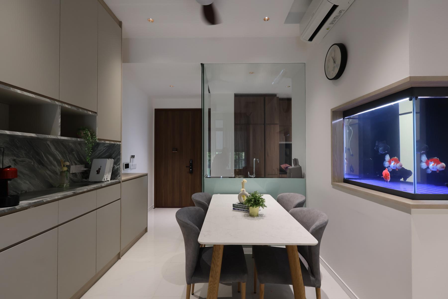 Contemporary Dining Room with Dining Table and Dining Chairs