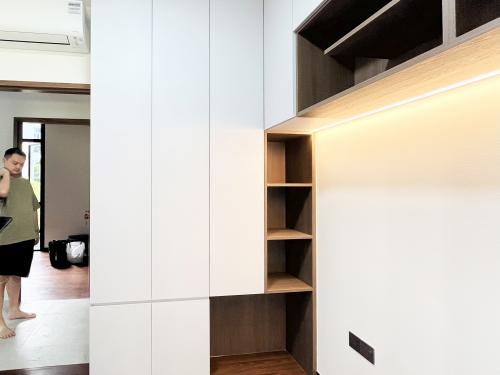 Minimalist Living Room at View At Kismis