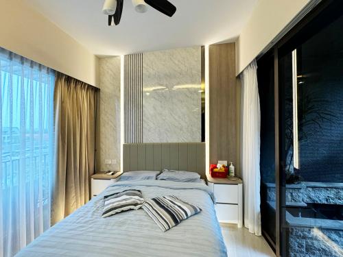 Modern Bedroom at Archipelago