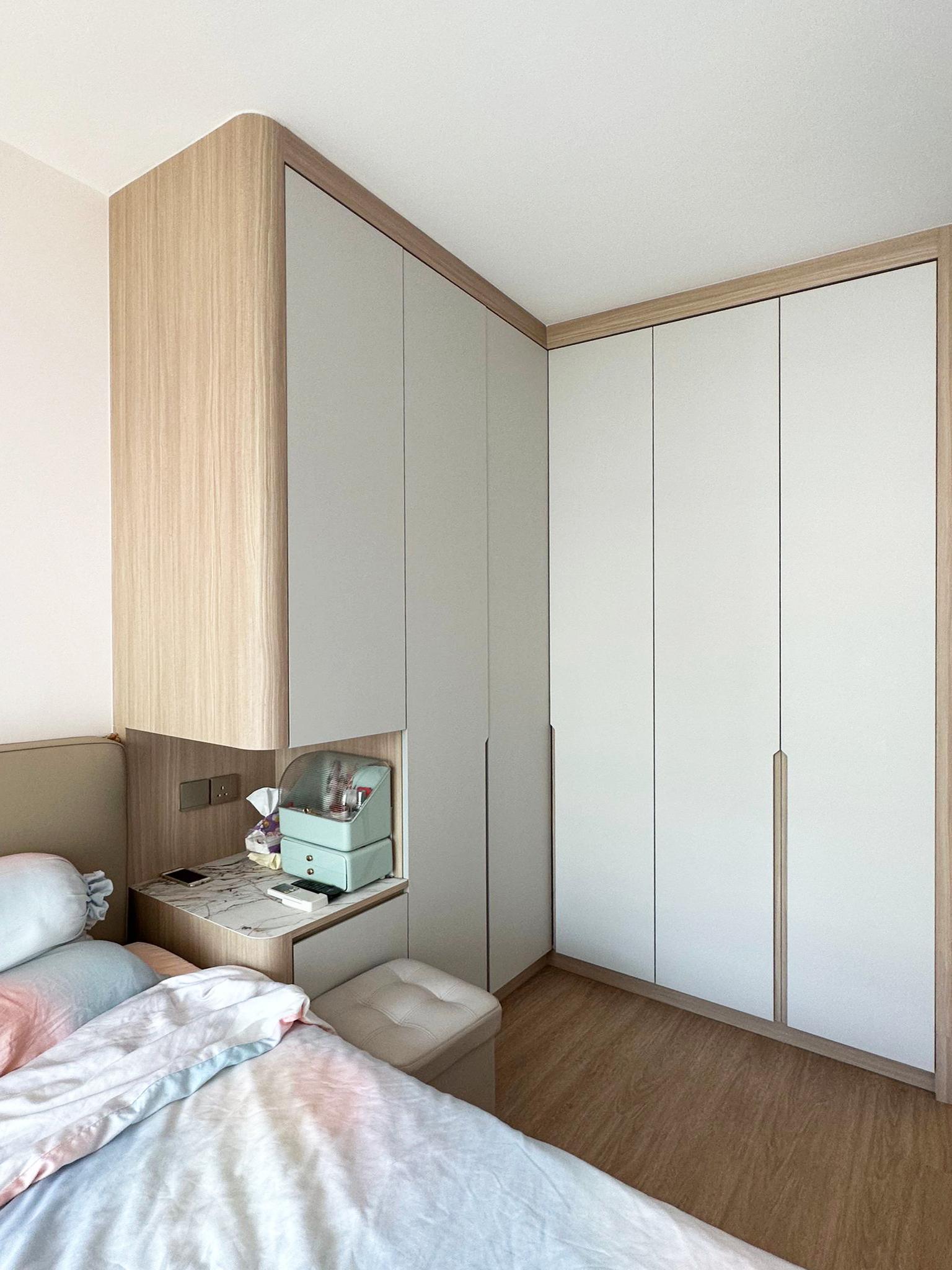 Modern Bedroom with Bookshelf and Platform Bed