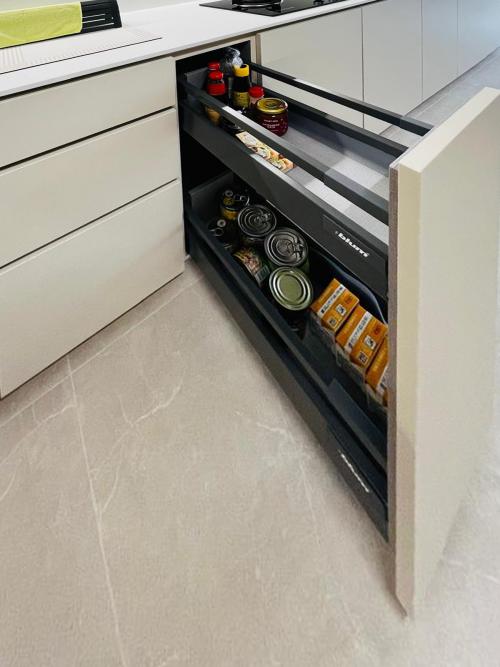 Modern Kitchen at Bishan