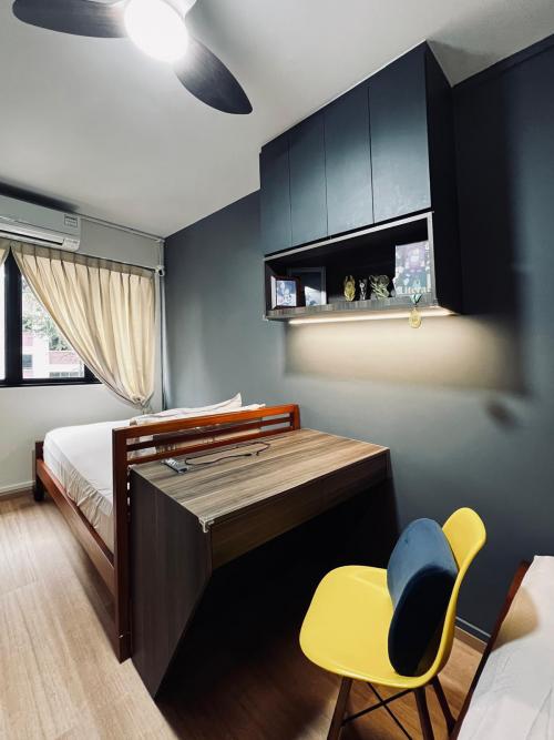 Modern Bedroom at Bishan