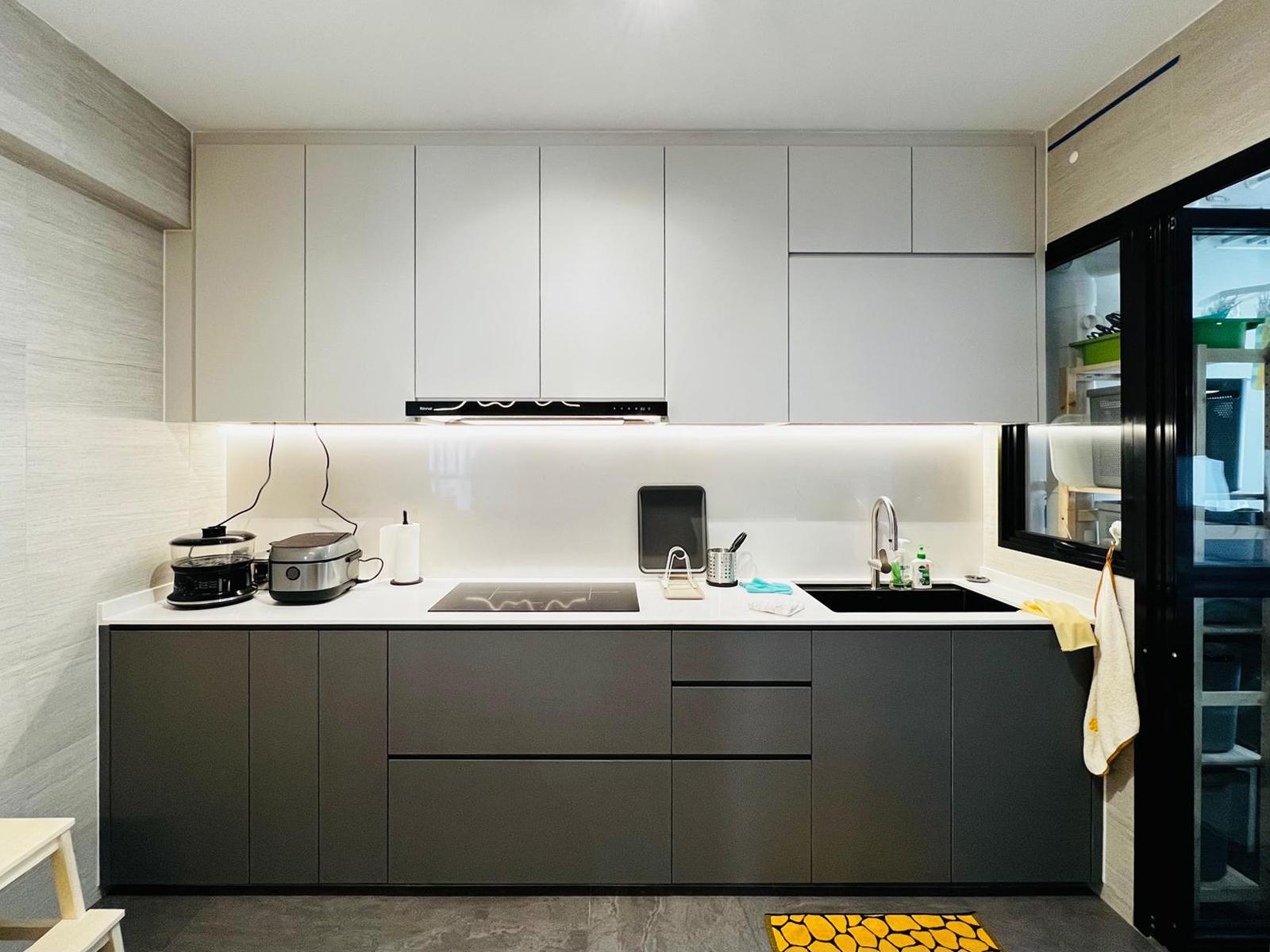 Modern Kitchen with Countertop and Vinyl Flooring