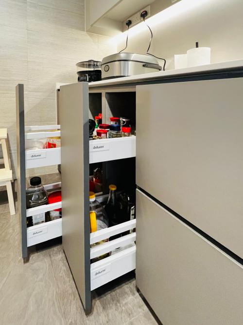 Modern Kitchen at Punggol Point Crown