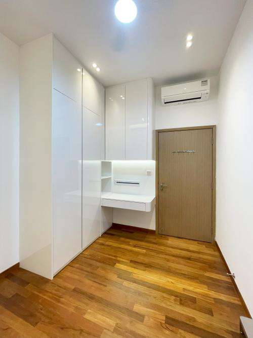 Modern Bedroom at Duku Road