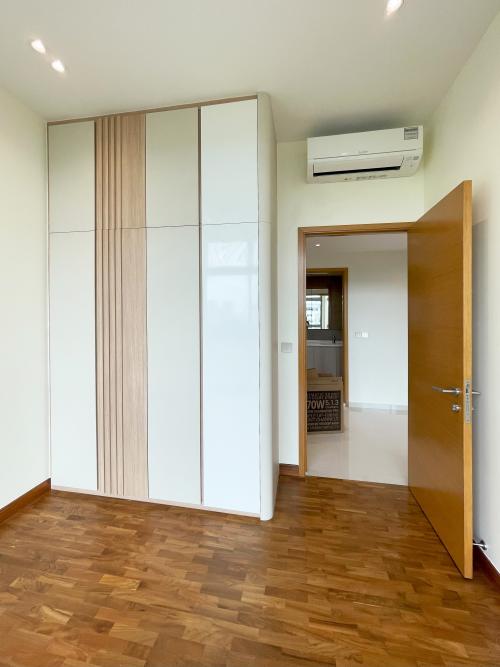 Modern Bedroom at Viz at Holland
