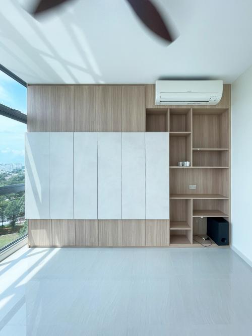 Modern Bedroom at Viz at Holland