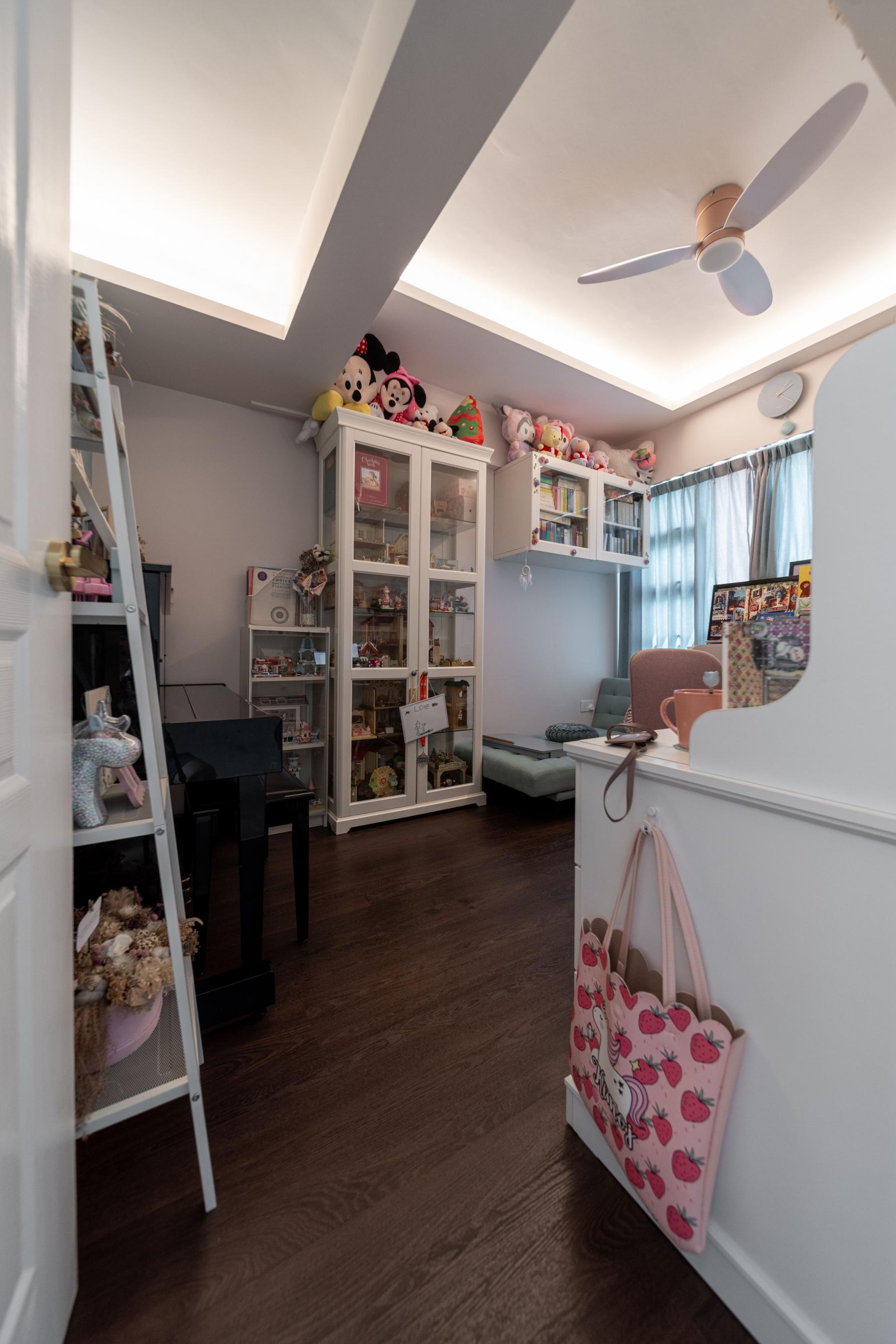 Transitional Kids Room with Bookshelf and Children's Storage