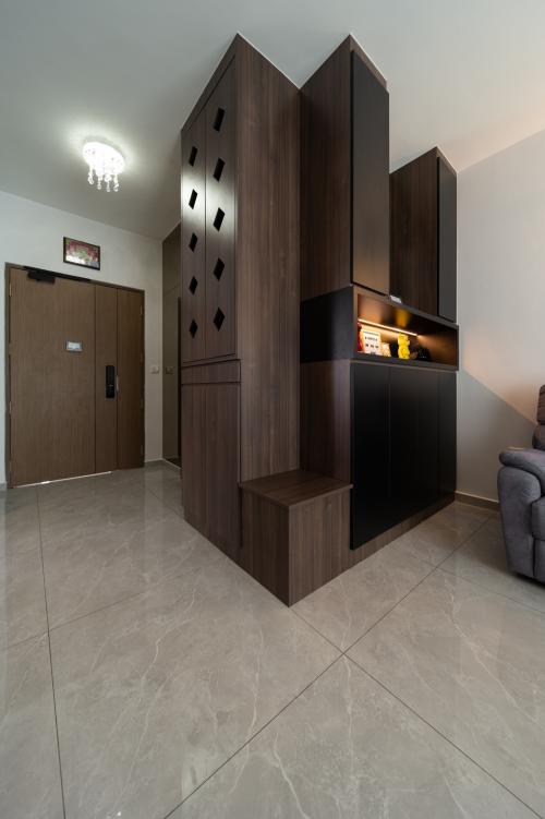 Modern Entryway at 356A Ubi Road 3