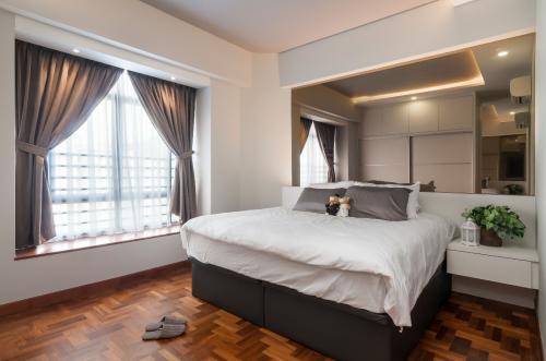 Modern Bedroom at The Hillside