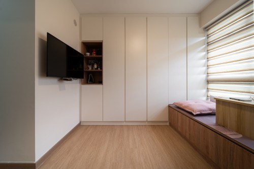 Scandinavian Living Room at 653C Punggol Drive