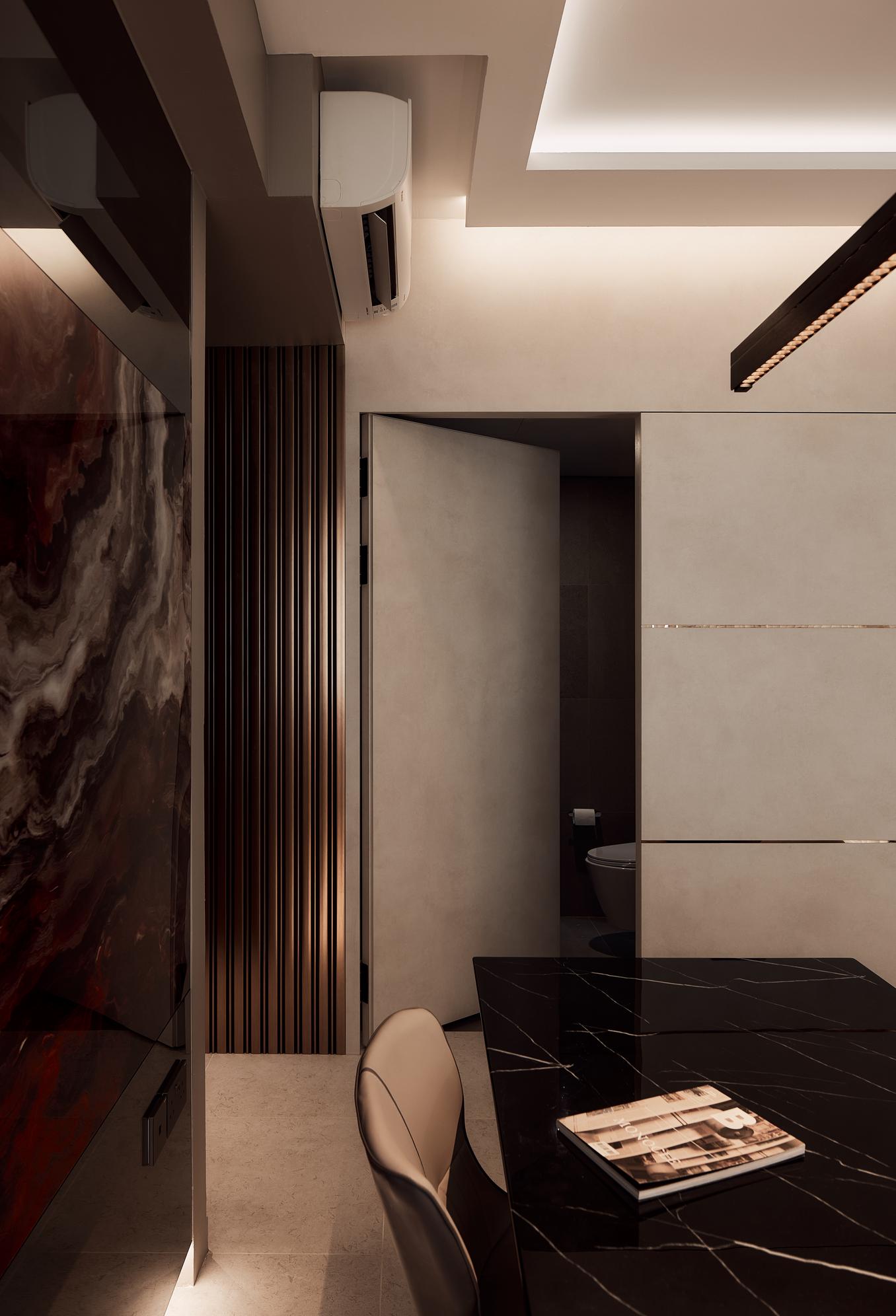 Modern Dining Room with Feature Wall and Dining Table