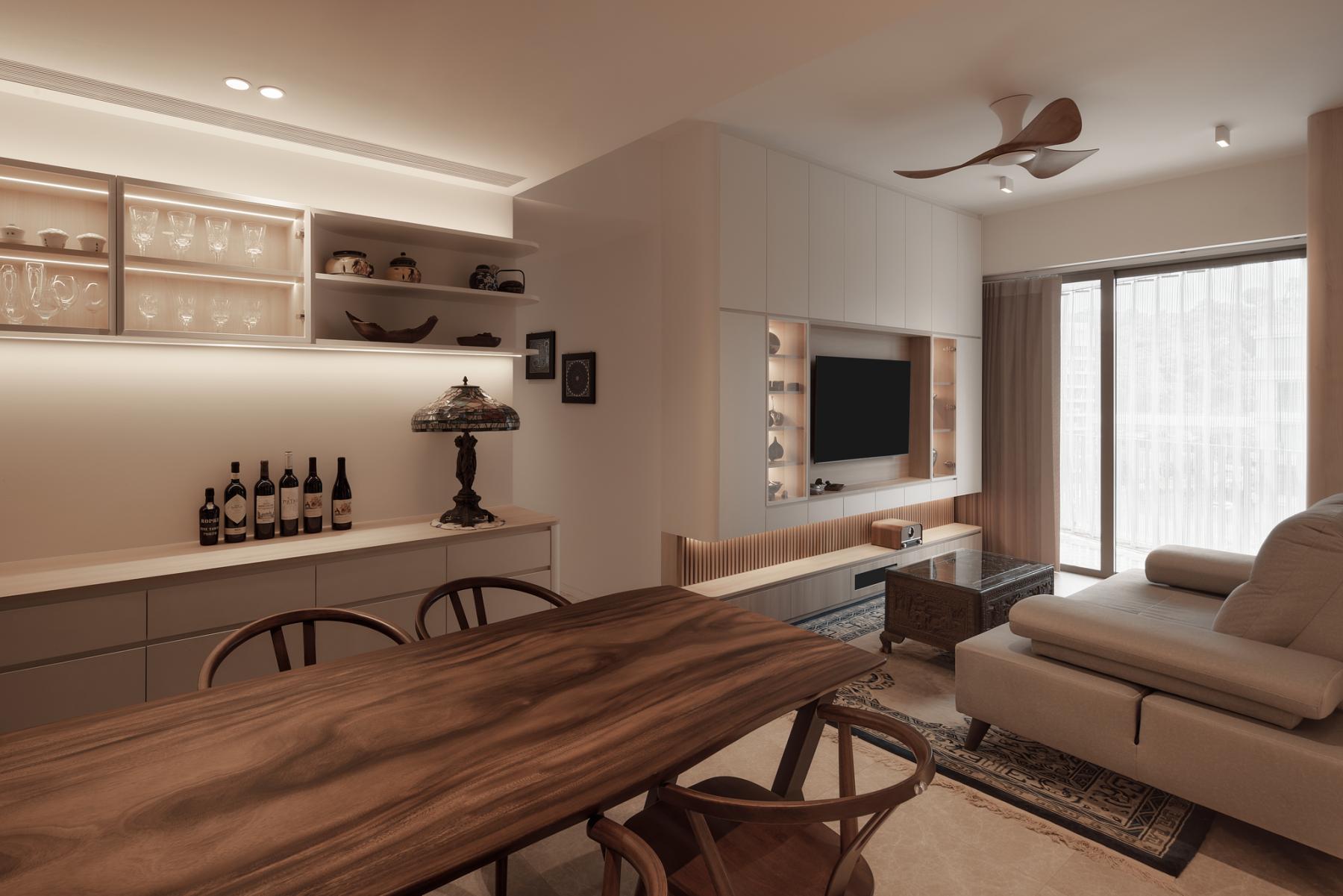 Modern Dining Room with Dining Table and Dining Chairs
