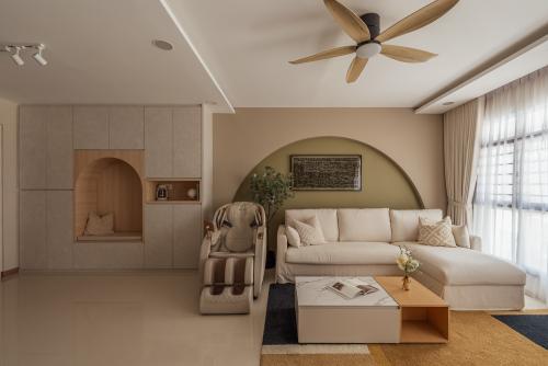 Scandinavian Living Room at Fernvale Vines