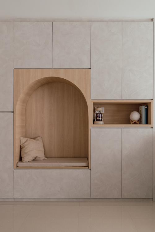 Scandinavian Entryway at Fernvale Vines