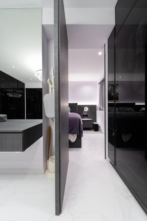 Modern Bedroom at 578 PASIR RIS ST 53