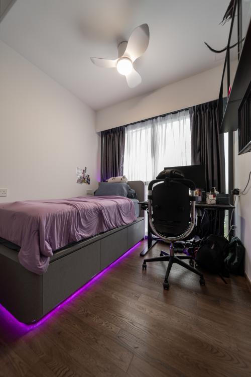 Modern Bedroom at 8F Jalan Lempang, Parc Clematis