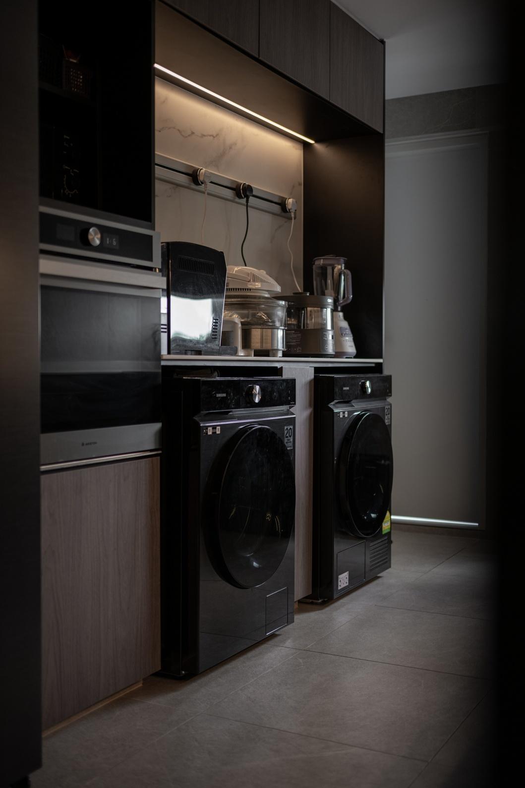 Scandinavian Service Yard with Washing Machine and Laundry Area