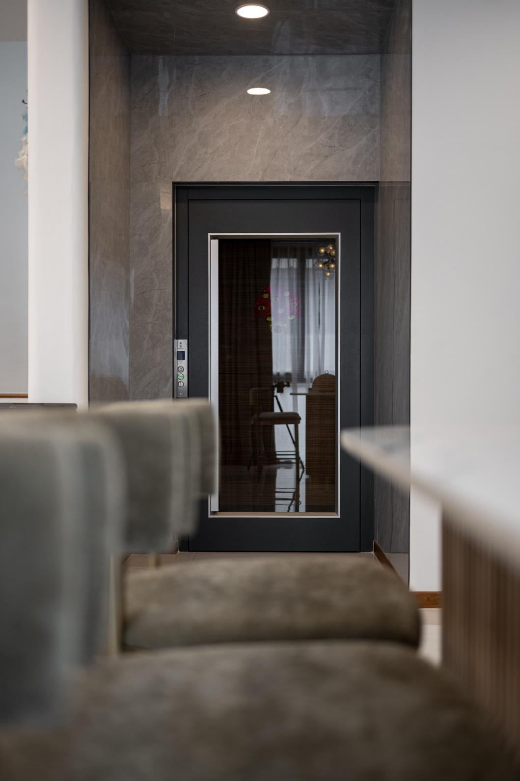 Contemporary Entryway with Mirror and Seating Bench