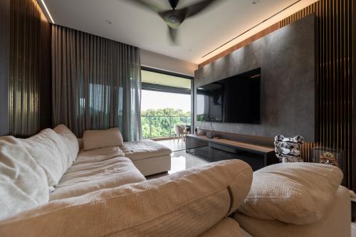 Modern Living Room at Normanton Park