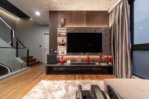 Modern Living Room at Seletar Green View
