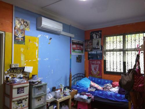 Asian Bedroom at 206C Compassvale Lane